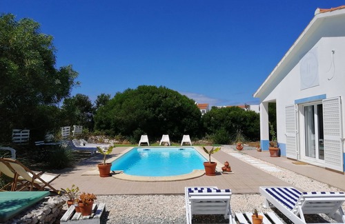 Aljezur House | Endless Summer House: Inviting 3-Bedroom with Pool Retreat