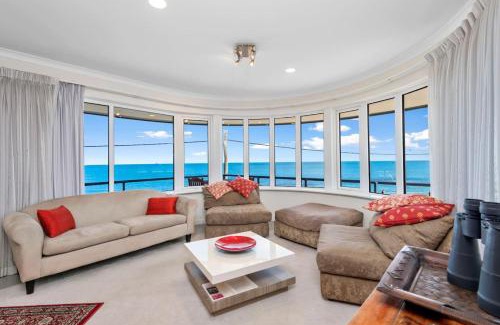 Marmion House | Endless Summer - The Reefs