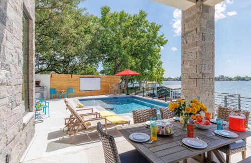 Marble Falls House | Endless Sunset with Concierge Services
