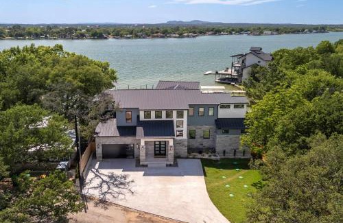 Marble Falls House | Endless Sunset with Concierge Services