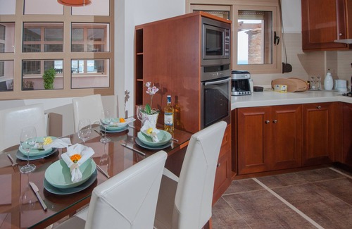 Ammoudara Villa | Endless View Villa: 4-Bedroom Oceanfront Getaway