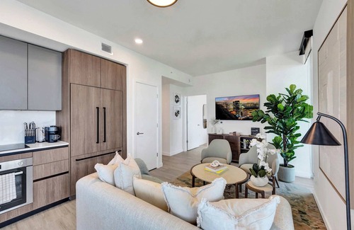 North Beach Condo | Endless Views from Elegant 4BR Miami Beach Retreat