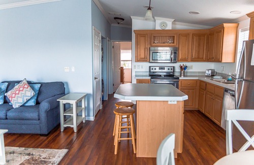 Cutthroat Harbor Estates House | Endless Water Views at Venture Out 526 with Oceanfront Pool