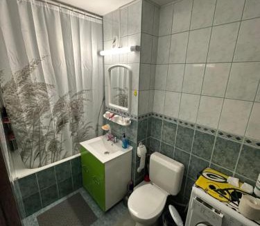 Oradea Apartment | Child-Friendly ENE Apartment in Oradea - Guest Rated 9.7