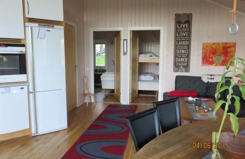 Tvaaker Cabin | Experience Relaxation at Enebackens Kraftkälla Hotel