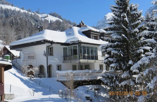 Engelberg Villa | Inviting Engelberg/Titlis Classic Villa with Pool & Views