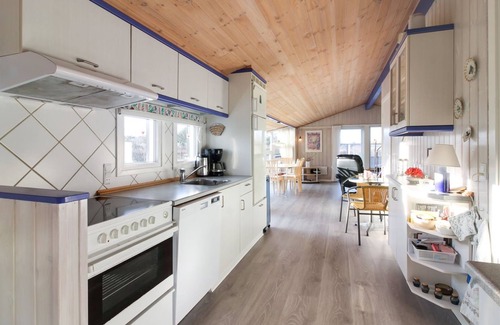 Lokken House | Engelbrecht: Oceanfront Escape Just 400m from the Sea