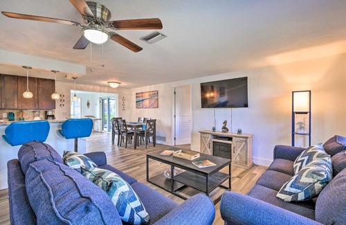 Englewood South House | Englewood Getaway: Screened-In Pool and Ocean Views!