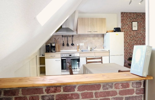 Zeulenroda Apartment | Romantic Escape with Fireplace & Prime Location Awaits