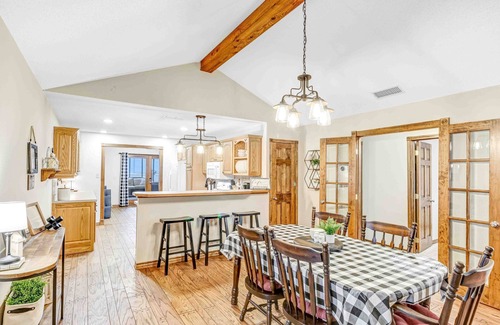 Holly Lake Ranch House | Explore Nature's Oasis with Pool and Ocean Views at Holly Lake