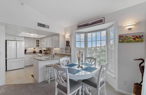 Palm Island Villa | Experience Gulf Sunset Views from Resort Villa A3221B