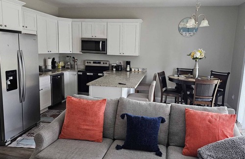 Harrisburg Condo | Convenient 3BR House Near Charlotte Motor Speedway & Uptown