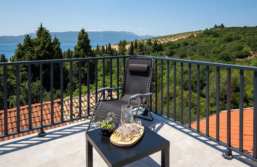 Kremena House | Experience Breathtaking Ocean Views from Your Perfect Retreat