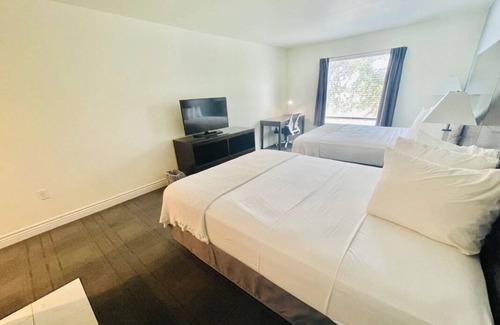 Cuero House | Discover Golf Getaways: 2 Inviting Units Near Yoakum Golf