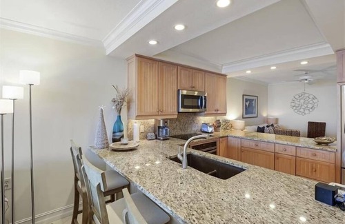 Park Shore Condo | Beautiful Gulf View Unit with Kitchen Amenities - WS1003