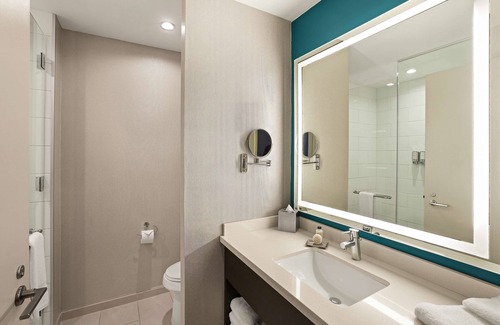 Bee Cave Resort | Hassle-Free Stay: 3 Posh Units Near Bee Cave Sculpture Park