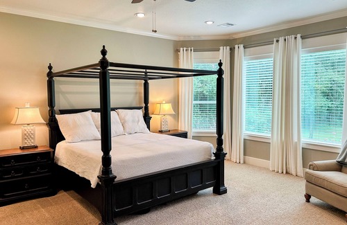 Conroe Other | Enjoy a little slice of country at this 2.5 acre family retreat and event center