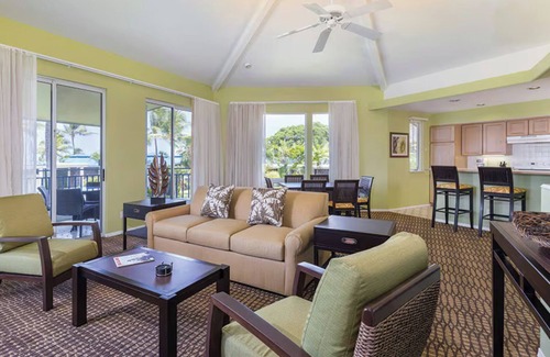 Keauhou Resort | Enjoy a Luxurious Wyndham Suite for the Whole Family on the Big Island Hawaii!