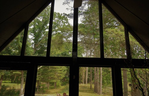 Mauston Cabin | Experience Unique Cabin Getaway on Wisconsin River
