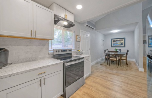 Austin House | Experience Value Living in Austin’s Little Mexico Area