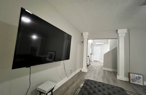 Austin House | Experience Value Living in Austin’s Little Mexico Area