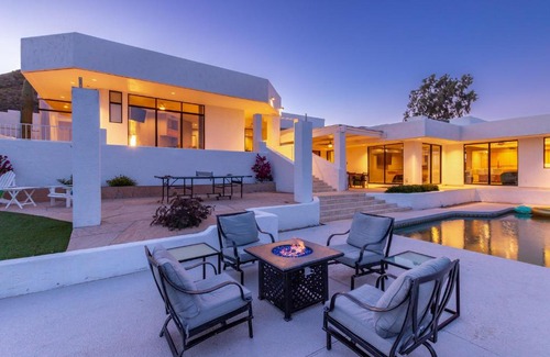 Paradise Valley Village Villa | Escape to Lookout Mountain: Pool, Hot Tub & Scenic Views