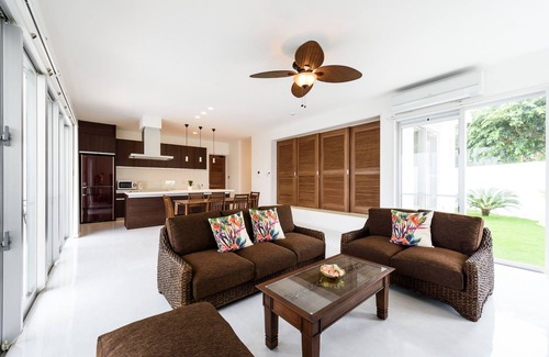 Kin Hotel | Private Pool Retreat with Ocean Views in Okinawa