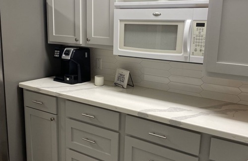 Nacogdoches House | Perfect Retreat at Hillside Haven: Rated 10/10 and Family-Friendly