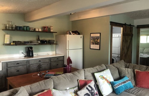 Monticello Cottage | Serene Getaway at Eagle Nest Cottage with Lake Views