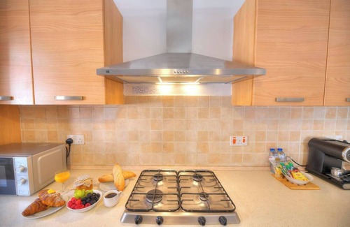 Ta' Giorni Apartment | Experience Stylish Comfort in Central Sliema/St. Julian's