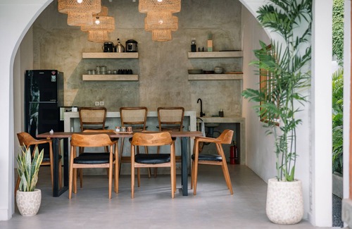 Legian City-Centre Villa | Stylish Central Hotel with Family-Friendly Amenities