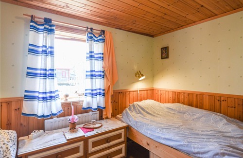 Sarna House | Enjoy a wonderful vacation in this quietly located vacation home with lake view.