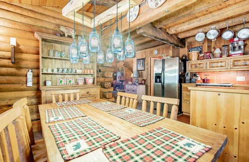 Pine Mountain Club House | Experience an Authentic Log Cabin with Free Pet Stay!