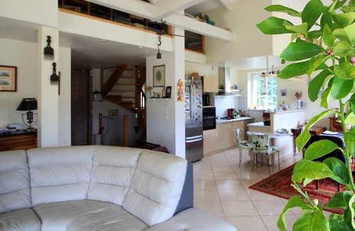 Montrejeau House | Experience Breathtaking Views at a Modern Lake Vacation Home