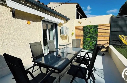 Carcassonne House | Enjoy an Indian summer in Occitanie with this wellness center 2' from Carcassonne