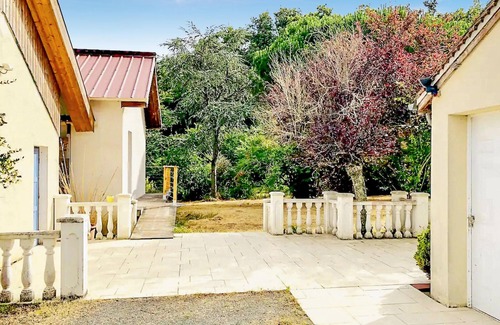 Lucay-le-Male House | Discover an Inviting Vacation Home Amidst Beautiful Landscapes