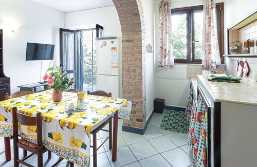 Pollica Apartment | Discover an Inviting Vacation Apartment with Pet-Friendly Perks