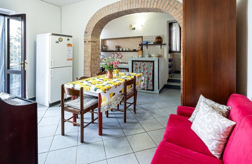 Pollica Apartment | Discover an Inviting Vacation Apartment with Pet-Friendly Perks