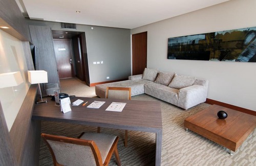 Antofagasta Hotel | Relax in Antofagasta: Pool, Spa & Family-Friendly Stays