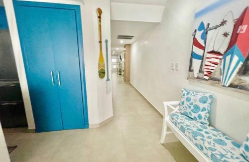 Villas Del Mar Apartment | Beachfront 2 Bedroom Getaway at Marbella Towers