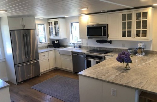 Madaket House | Experience Madaket Beaches & Ocean Views Near Top Dining