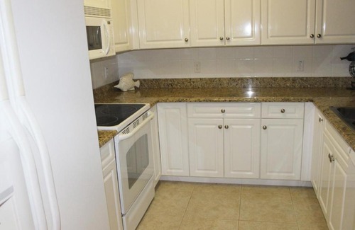 New Smyrna Beach Apartment | Experience Breathtaking Sunsets at Estuary Retreat OW10-403