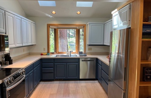 Black Butte Ranch Cabin | Enjoy Dakota House! A modern. Family-friendly. 4bdr cabin @ Black Butte Ranch