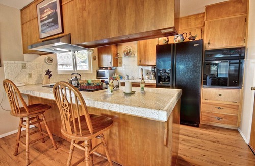 Happy Hill House | Oceanfront Retreat: 2 BR House with Breathtaking Views