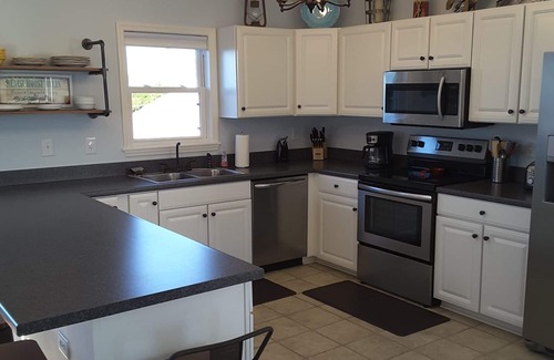 Emerald Isle House | Book Your Oceanfront Escape: Guest Rated 10/10 Stay!