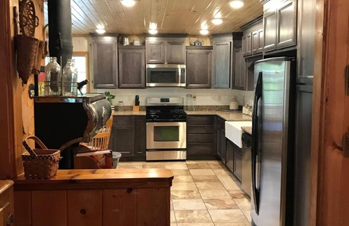 Allenspark House | Pet-Friendly Retreat Near Estes Park with Top Amenities