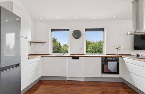 Holbaek House | Enjoy fjord views, peace and space