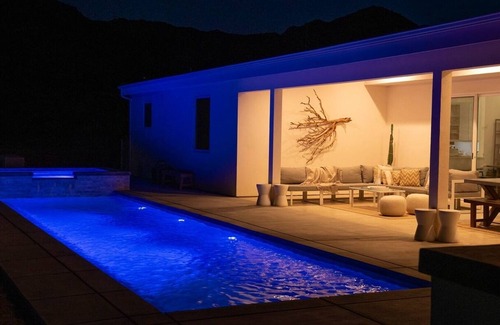 Joshua Tree Villa | Pet-Friendly Retreat Near Joshua Tree National Park