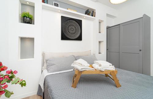 Quinto al Mare Apartment | Relax at Enjoy Home: Pet-Friendly with Oceanfront Views
