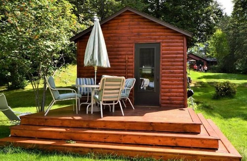 Ossipee House | Enjoy Lake Life at Pine Hill!
